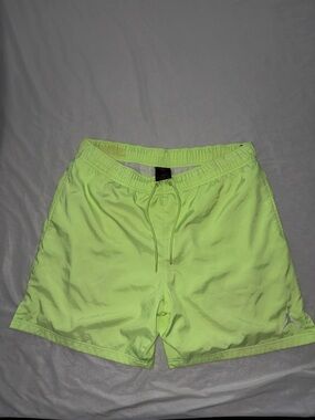 🔥 Jordan Essentials Men's Pool Shorts Neon Electric Green XL Mesh Lined